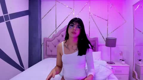Snapshot of rosecassie chatting on December 2024 03:48:02 PM Rose online show from December 2024 03:48:02 PM