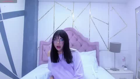 Snapshot of rosecassie chatting on December 2024 05:12:01 PM Rose online show from December 2024 05:12:01 PM