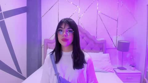 Snapshot of rosecassie chatting on December 2024 01:03:02 PM Rose online show from December 2024 01:03:02 PM