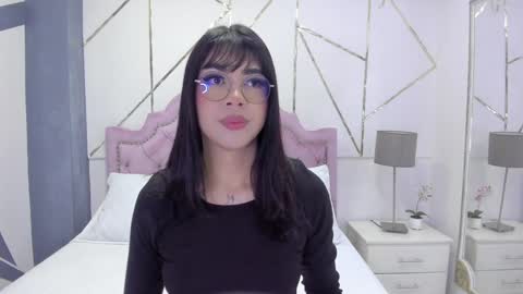 Snapshot of rosecassie chatting on December 2024 12:36:01 PM Rose online show from December 2024 12:36:01 PM