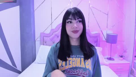 Snapshot of rosecassie chatting on January 2025 12:30:01 PM Rose online show from January 2025 12:30:01 PM