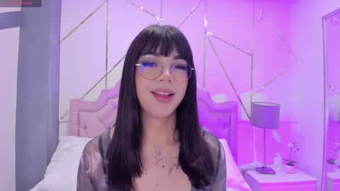 Snapshot of rosecassie chatting on January 2025 04:00:01 PM Rose online show from January 2025 04:00:01 PM