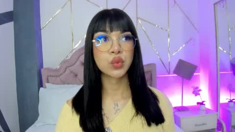Snapshot of rosecassie chatting on January 2025 12:39:01 PM Rose online show from January 2025 12:39:01 PM