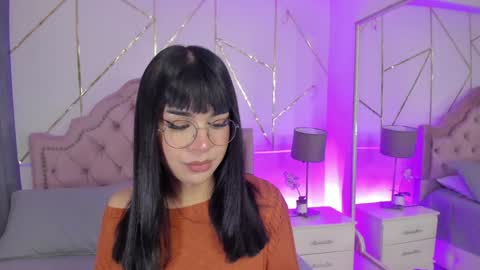 Snapshot of rosecassie chatting on February 2025 01:08:02 PM Rose online show from February 2025 01:08:02 PM