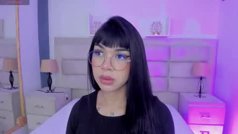 Snapshot of rosecassie chatting on February 2025 01:05:01 PM Rose online show from February 2025 01:05:01 PM