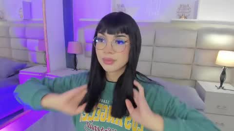 Snapshot of rosecassie chatting on February 2025 12:43:02 PM Rose online show from February 2025 12:43:02 PM
