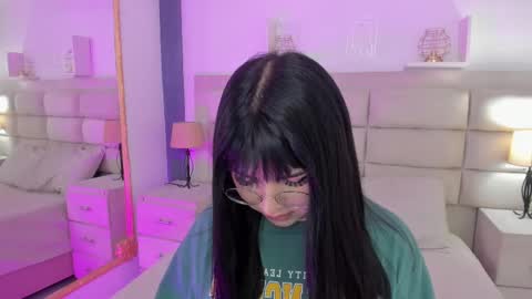 Snapshot of rosecassie chatting on February 2025 01:06:01 PM Rose online show from February 2025 01:06:01 PM