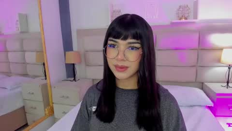 Snapshot of rosecassie chatting on February 2025 01:52:02 PM Rose online show from February 2025 01:52:02 PM
