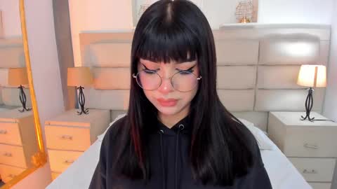 Snapshot of rosecassie chatting on March 2025 12:52:01 PM Rose online show from March 2025 12:52:01 PM