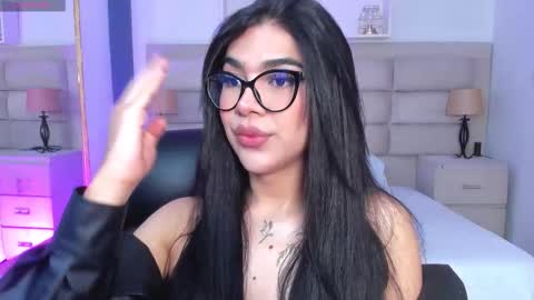 Snapshot of rosecassie chatting on September 2025 01:24:01 PM Rose online show from September 2025 01:24:01 PM