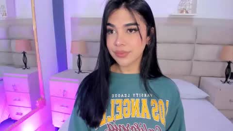 Snapshot of rosecassie chatting on September 2025 01:27:02 PM Rose online show from September 2025 01:27:02 PM