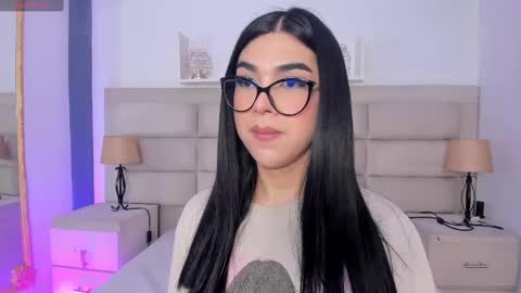 Snapshot of rosecassie chatting on October 2025 12:58:01 PM Rose online show from October 2025 12:58:01 PM
