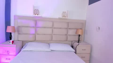 Snapshot of rosecassie chatting on October 2025 01:34:01 PM Rose online show from October 2025 01:34:01 PM