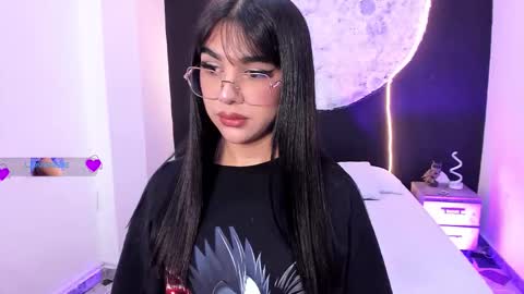 Snapshot of rosecassie chatting on November 2025 02:06:01 PM Rose online show from November 2025 02:06:01 PM