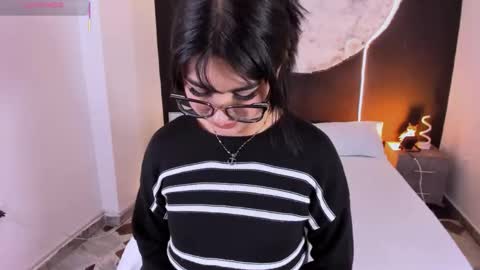 Snapshot of rosecassie chatting on December 2025 02:15:01 PM Rose online show from December 2025 02:15:01 PM