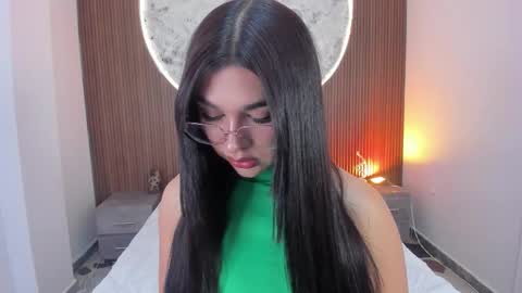 Rose online show from February 2026 01:18:01 PM