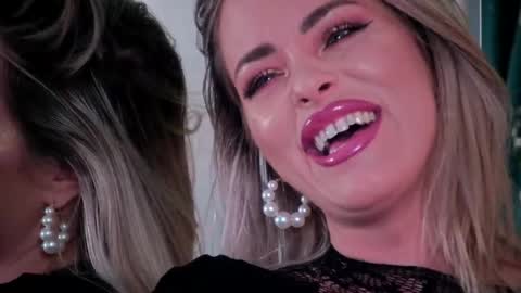 Snapshot of roseevansx chatting on April 2026 07:05:01 PM Sonia online show from April 2026 07:05:01 PM