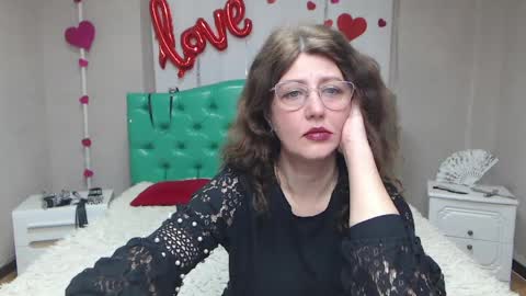 Snapshot of rosehille chatting on April 2026 05:55:02 AM RoseHille online show from April 2026 05:55:02 AM