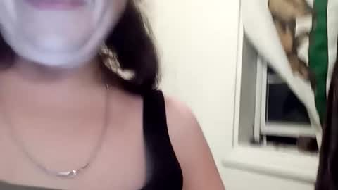 roseiswett online show from February 2026 07:17:01 AM