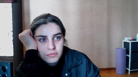 Rose online show from March 2026 10:43:01 AM