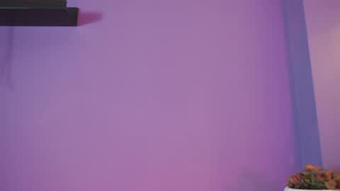 Snapshot of roselinedior chatting on May 2026 03:07:02 PM Lyla OF roselinedior online show from May 2026 03:07:02 PM