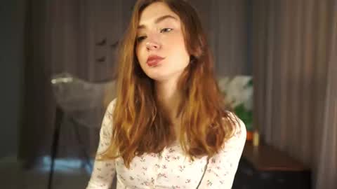 Snapshot of rosellegaeta chatting on November 2025 04:25:01 AM Elsa online show from November 2025 04:25:01 AM