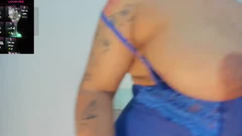 Snapshot of roselyn_caprice chatting on June 2026 02:24:02 AM roselyn online show from June 2026 02:24:02 AM