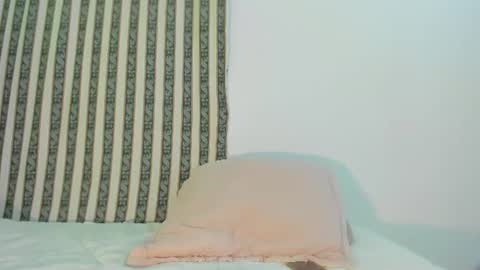 Snapshot of roselyn_caprice chatting on June 2026 10:15:01 AM roselyn online show from June 2026 10:15:01 AM