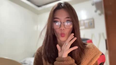 Snapshot of rosemae07 chatting on April 2026 09:10:01 AM rosemae07 online show from April 2026 09:10:01 AM
