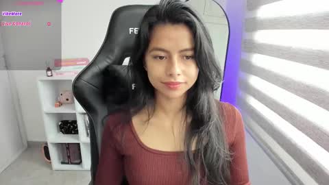 Nat online show from November 2025 02:40:02 PM