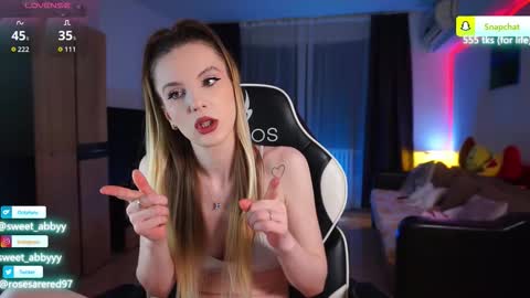 Snapshot of rosesarered97 chatting on February 2026 08:16:01 PM Abbygail online show from February 2026 08:16:01 PM