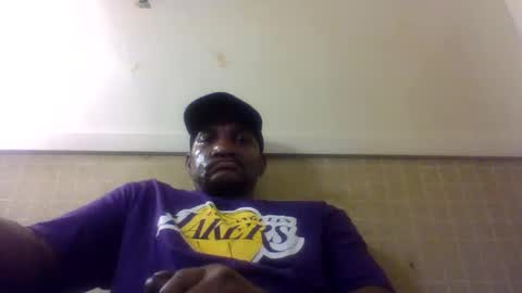 Snapshot of roshun69 chatting on April 2026 01:42:02 AM Roshun Haynes online show from April 2026 01:42:02 AM