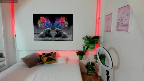 rosi_cooper online show from February 2025 10:47:02 AM