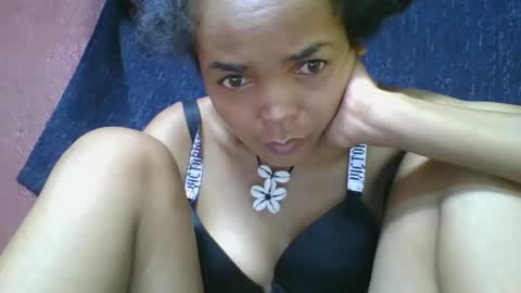 Snapshot of rosia685234 chatting on March 2025 01:53:02 PM rosia685234 online show from March 2025 01:53:02 PM