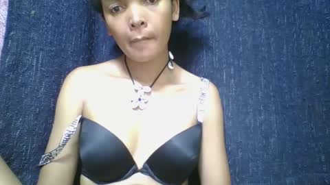 Snapshot of rosia685234 chatting on March 2025 05:39:02 PM rosia685234 online show from March 2025 05:39:02 PM