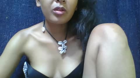 Snapshot of rosia685234 chatting on March 2025 07:20:02 PM rosia685234 online show from March 2025 07:20:02 PM