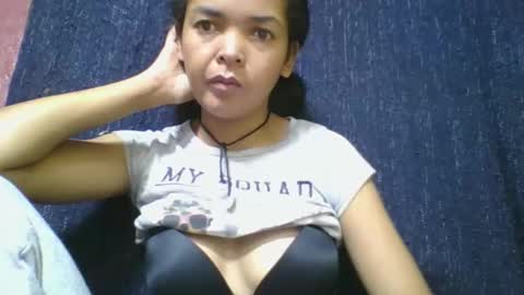 Snapshot of rosia685234 chatting on March 2025 03:56:01 AM rosia685234 online show from March 2025 03:56:01 AM