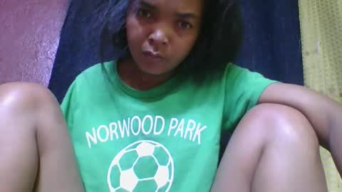 Snapshot of rosia685234 chatting on October 2025 03:12:02 AM rosia685234 online show from October 2025 03:12:02 AM