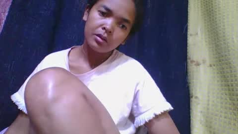 Snapshot of rosia685234 chatting on October 2025 05:37:01 AM rosia685234 online show from October 2025 05:37:01 AM