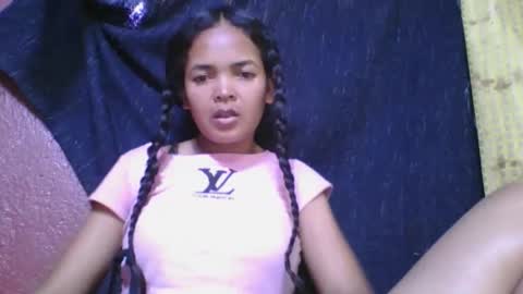 Snapshot of rosia685234 chatting on November 2025 05:07:01 AM rosia685234 online show from November 2025 05:07:01 AM