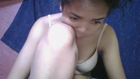 Snapshot of rosia685234 chatting on November 2025 06:49:01 AM rosia685234 online show from November 2025 06:49:01 AM