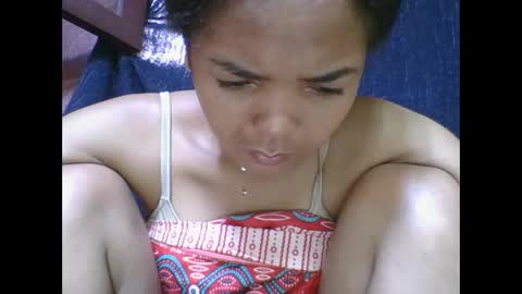 Snapshot of rosia685234 chatting on December 2025 03:04:01 AM rosia685234 online show from December 2025 03:04:01 AM