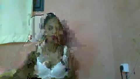 rosia online show from March 2025 06:22:01 PM