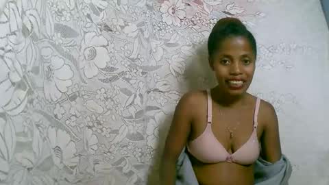 Snapshot of rosiahot1 chatting on October 2025 07:10:02 AM rosia online show from October 2025 07:10:02 AM