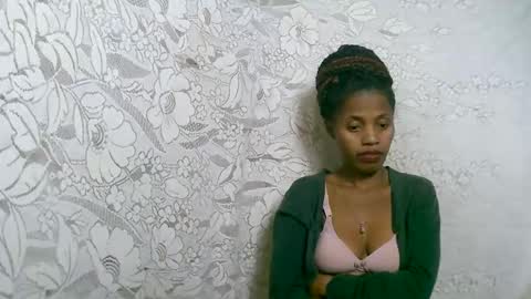 Snapshot of rosiahot1 chatting on November 2025 09:02:02 PM rosia online show from November 2025 09:02:02 PM