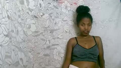Snapshot of rosiahot1 chatting on November 2025 07:18:01 AM rosia online show from November 2025 07:18:01 AM