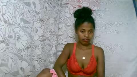 Snapshot of rosiahot1 chatting on November 2025 07:30:01 AM rosia online show from November 2025 07:30:01 AM