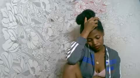 Snapshot of rosiahot1 chatting on December 2025 10:08:02 PM rosia online show from December 2025 10:08:02 PM