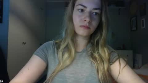 Snapshot of rosie_june chatting on July 2026 06:38:01 AM Rosie online show from July 2026 06:38:01 AM