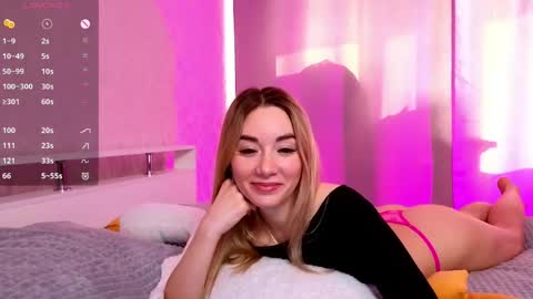 Snapshot of rosie_mac chatting on March 2026 04:06:01 AM Rosie online show from March 2026 04:06:01 AM